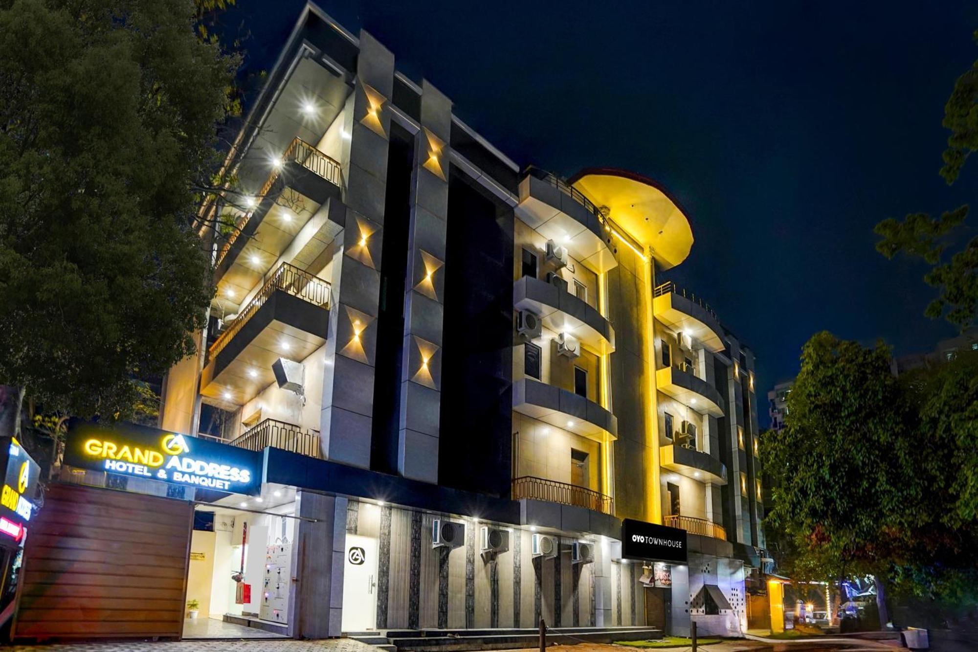 גאזיאבאד Townhouse Grand Address Hotel And Banquet מראה חיצוני תמונה
