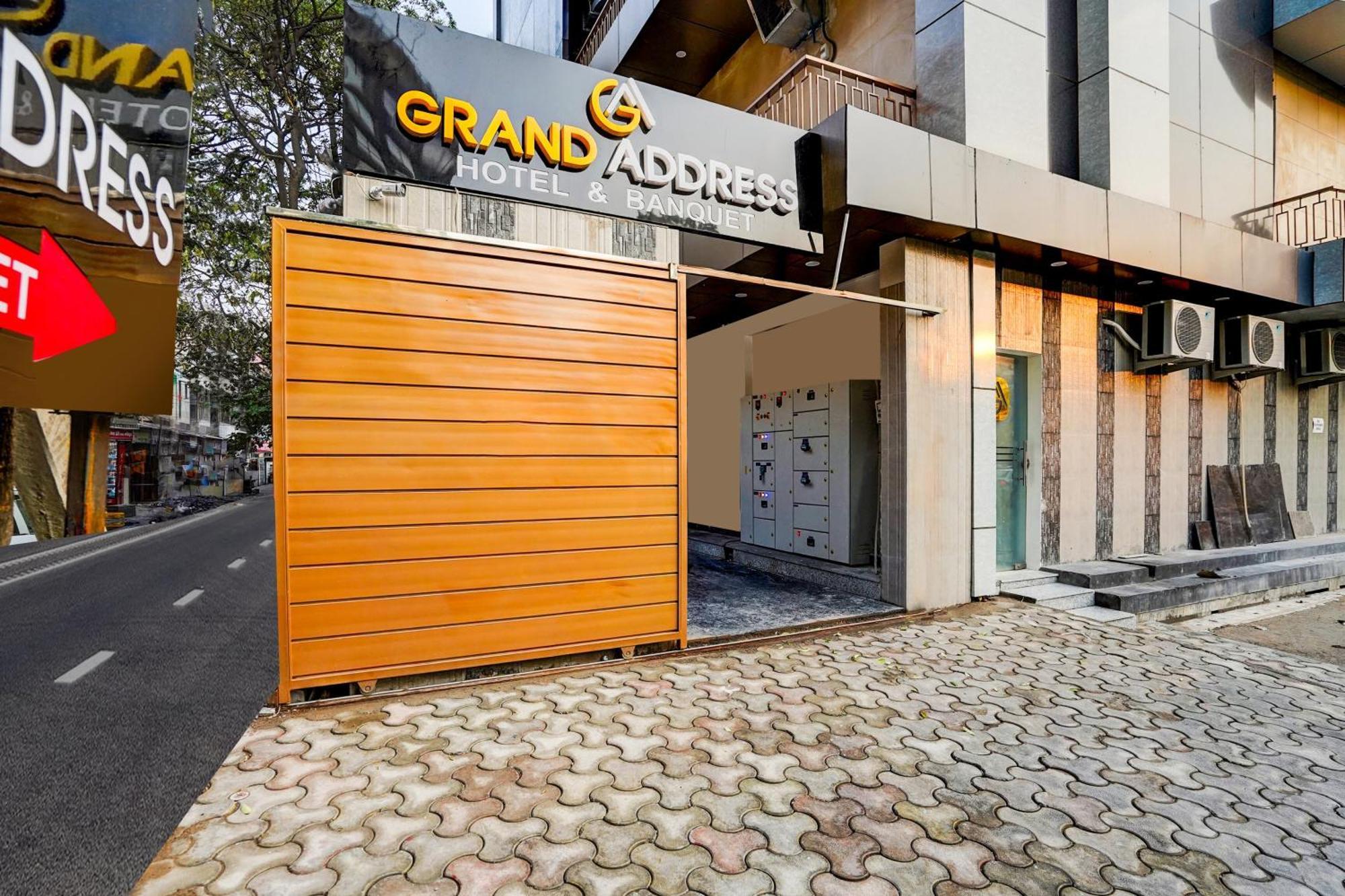 גאזיאבאד Townhouse Grand Address Hotel And Banquet מראה חיצוני תמונה