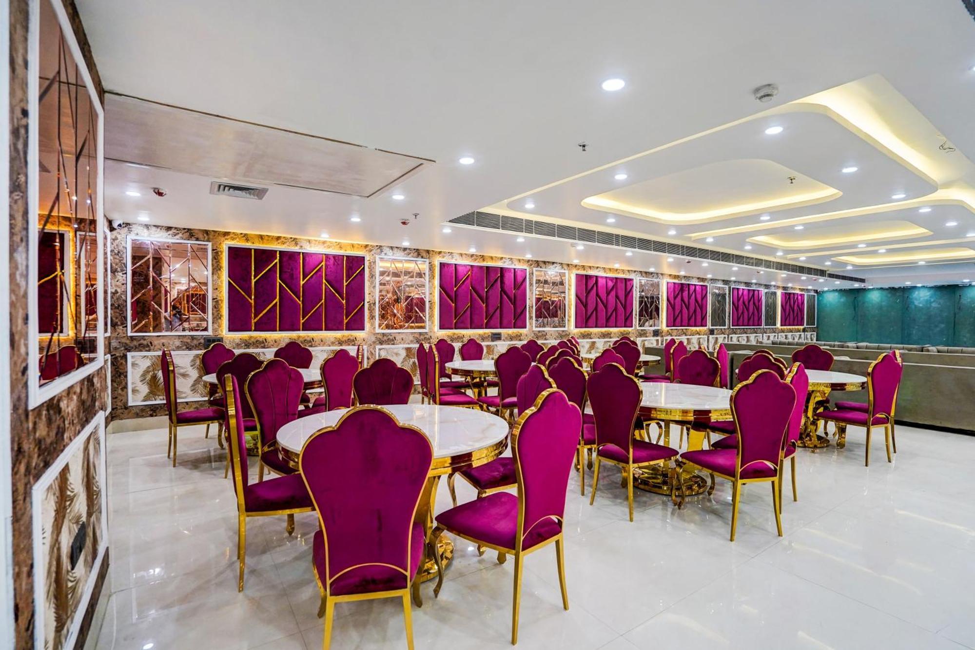 גאזיאבאד Townhouse Grand Address Hotel And Banquet מראה חיצוני תמונה
